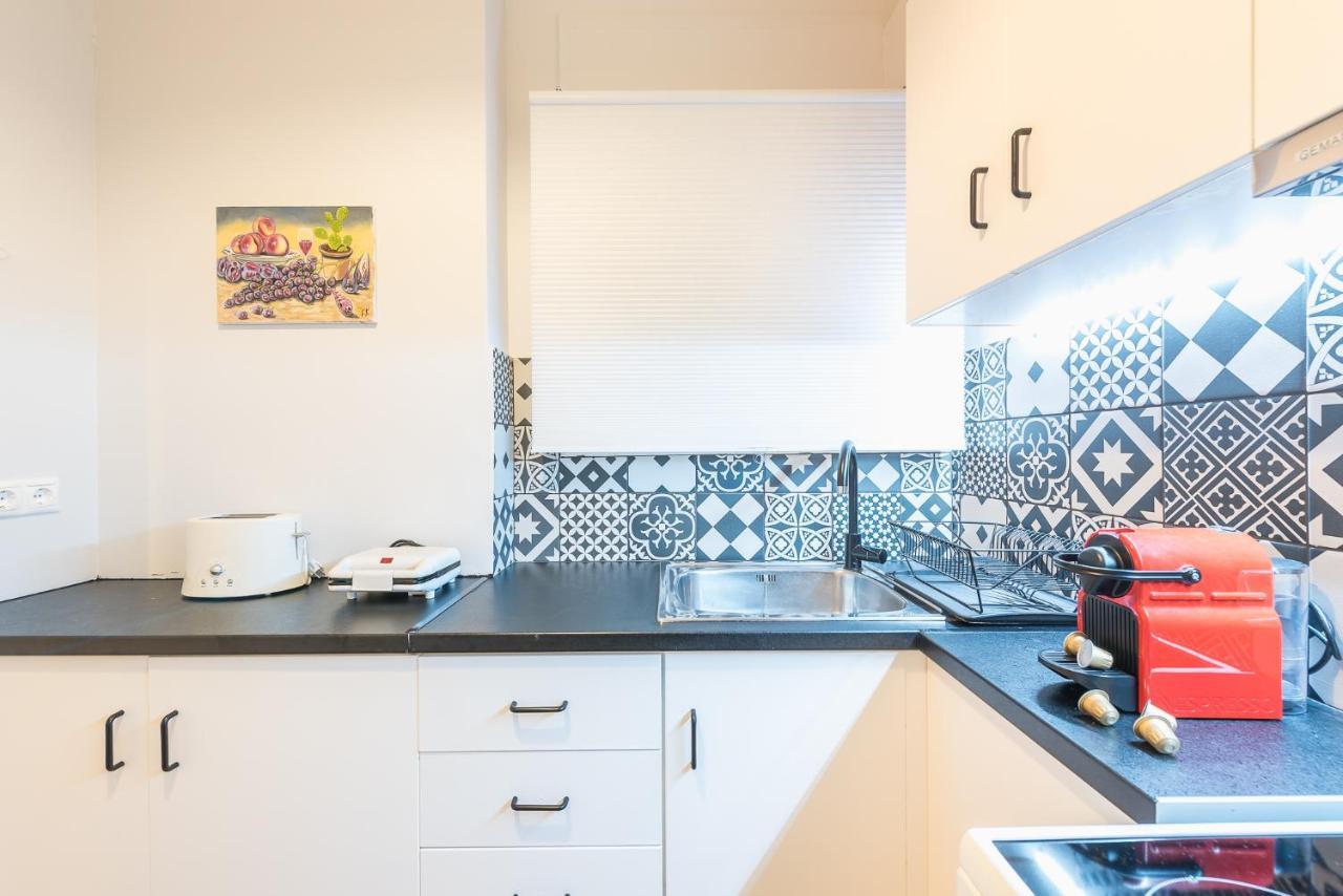 Gorgeous & Modern At Ampelokipi Metro Station By Greece Apartments أثينا المظهر الخارجي الصورة